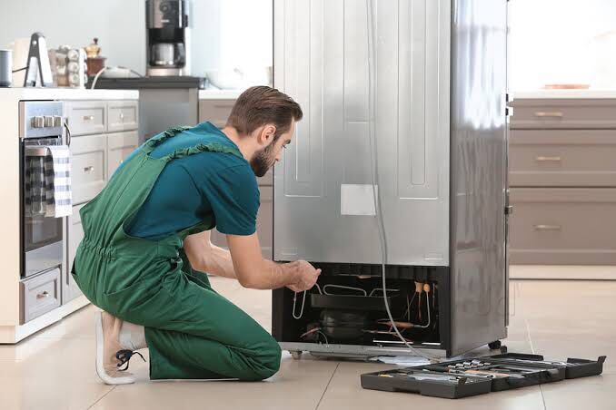 Affordable fridge repair service in Airoli